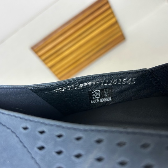 Ecco Felicia Womens navy Blue Nubuck Perforated Wedge Loafer Size EU40/US 9 - Picture 8 of 9